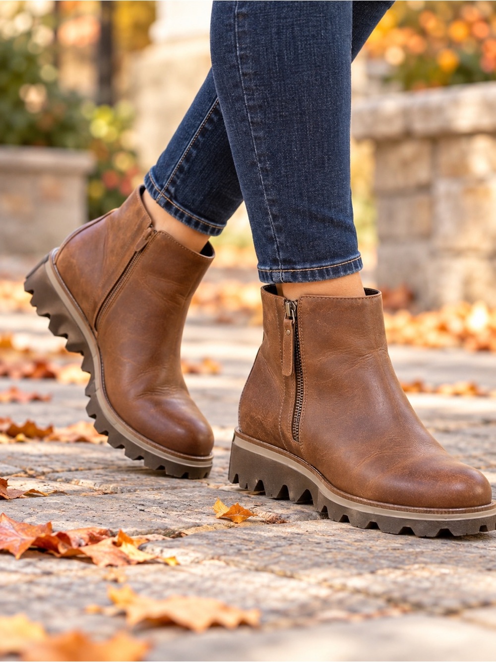 Sorel Brown Leather Side Zip Lug Sole Ankle Boots